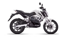Revolt RV400